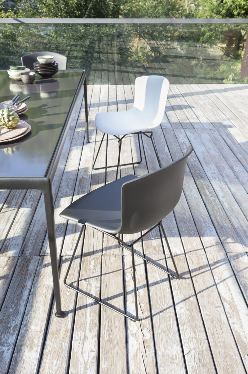 Schultz 1966 Dining Tables Outdoor 8 sq 947x1426