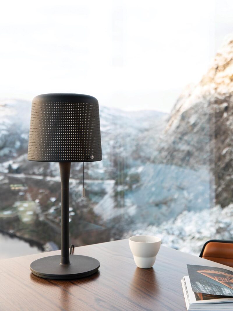 Table lamp intro 2