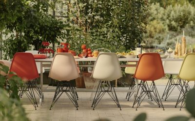 EAMES PLASTIC SIDE CHAIR DSR